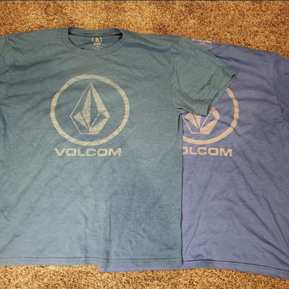 Men's Volcom T-shirts (two)